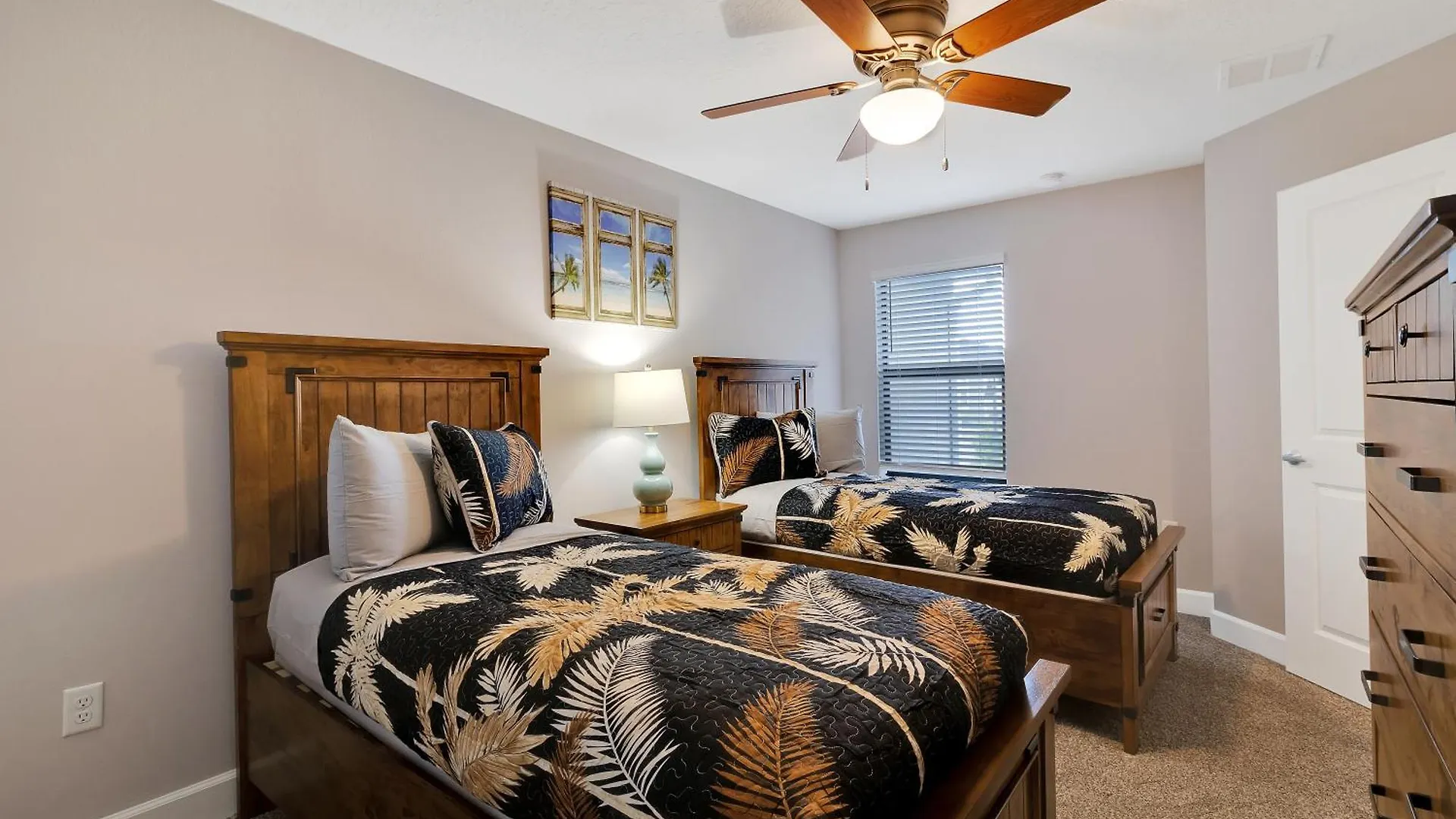 Holiday home Spectacular! Townhome 9 Miles To World! Kissimmee