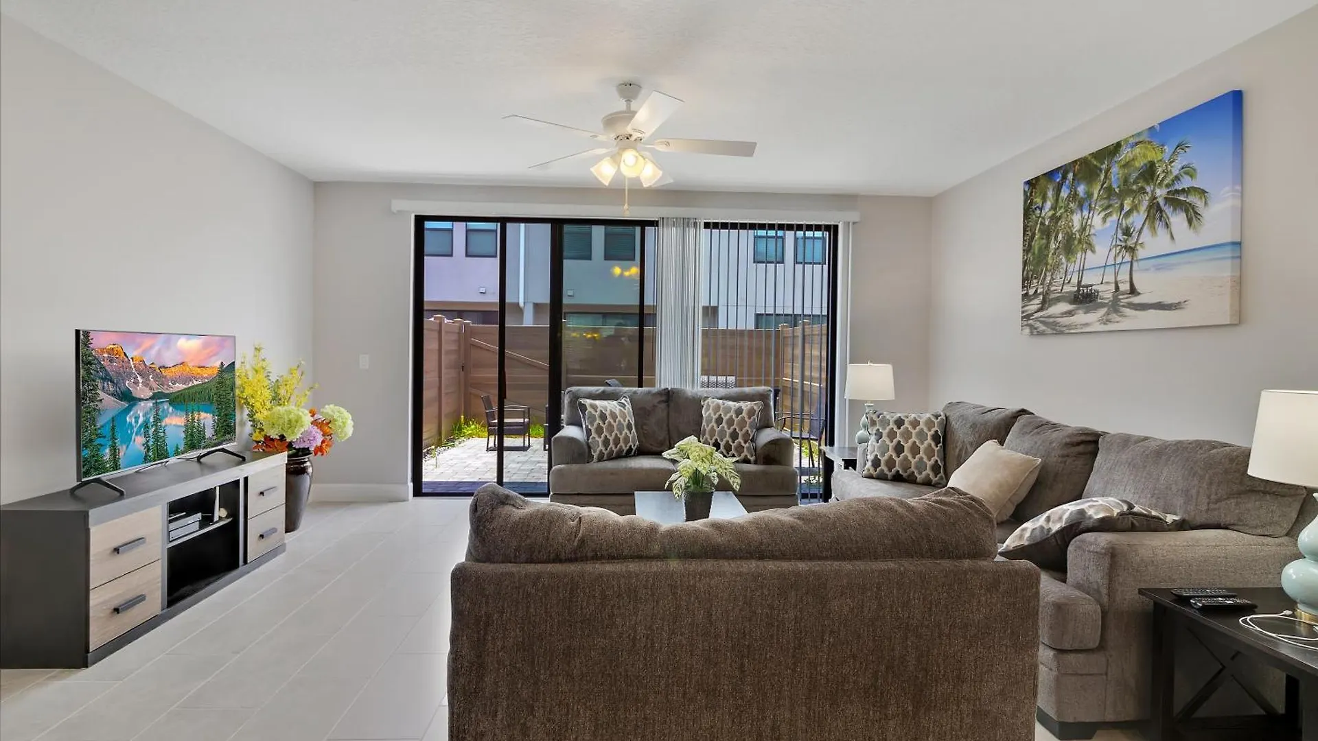Spectacular! Townhome 9 Miles To World! * Kissimmee