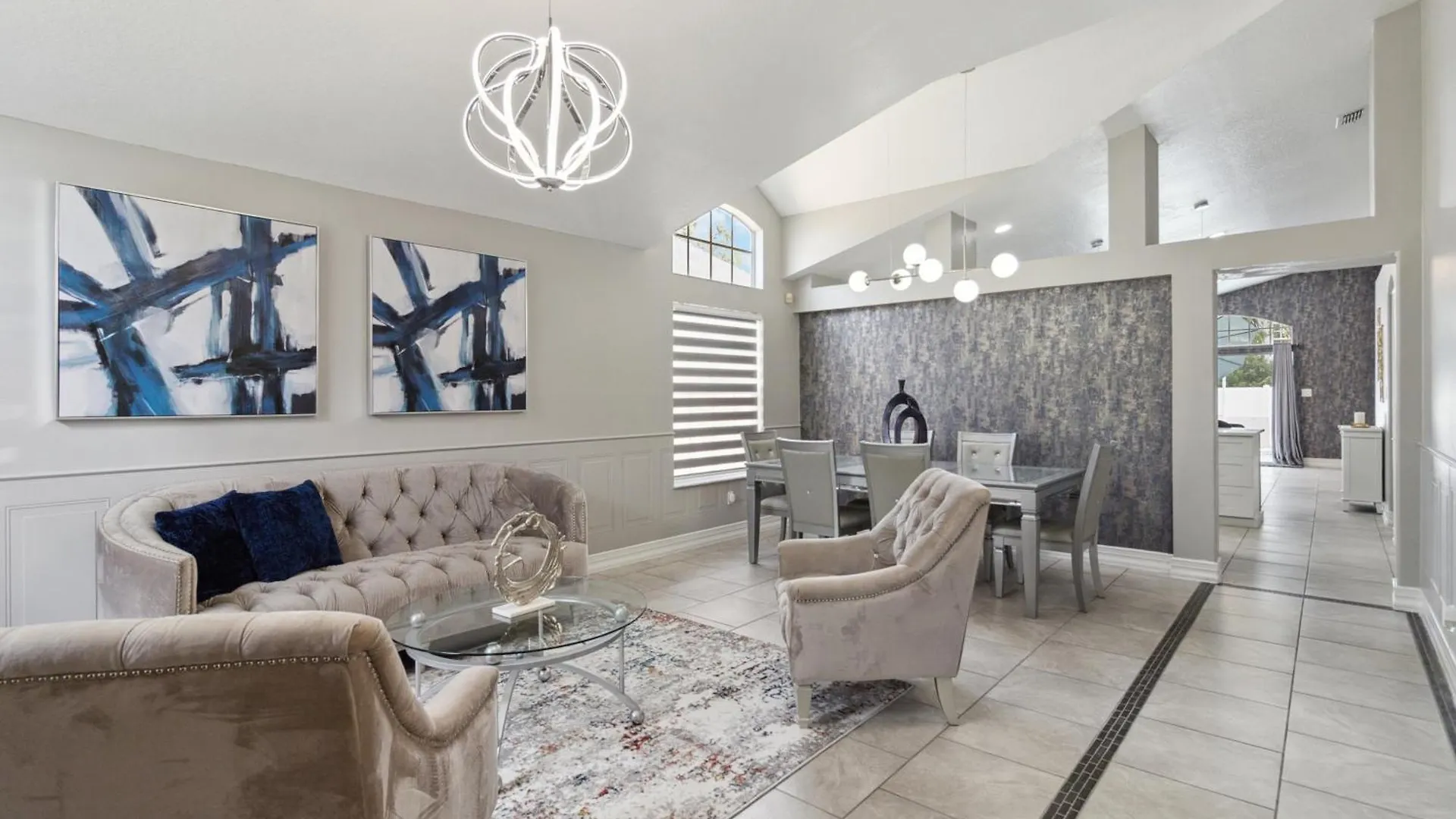Fascinating Private Pool And Game-room, Near Disney!! Holiday home *