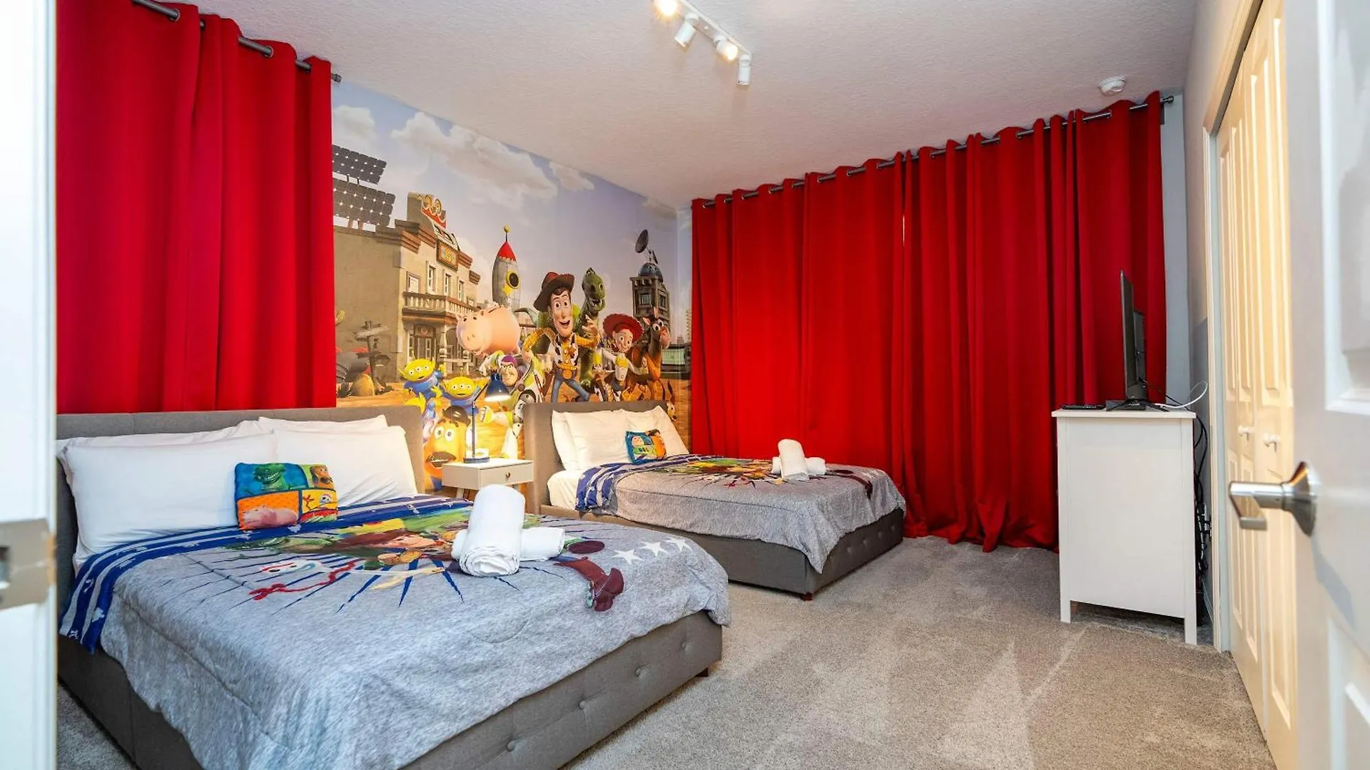 Holiday home 831 Luxurious 5bd And 5bt Perfect For Your Family *