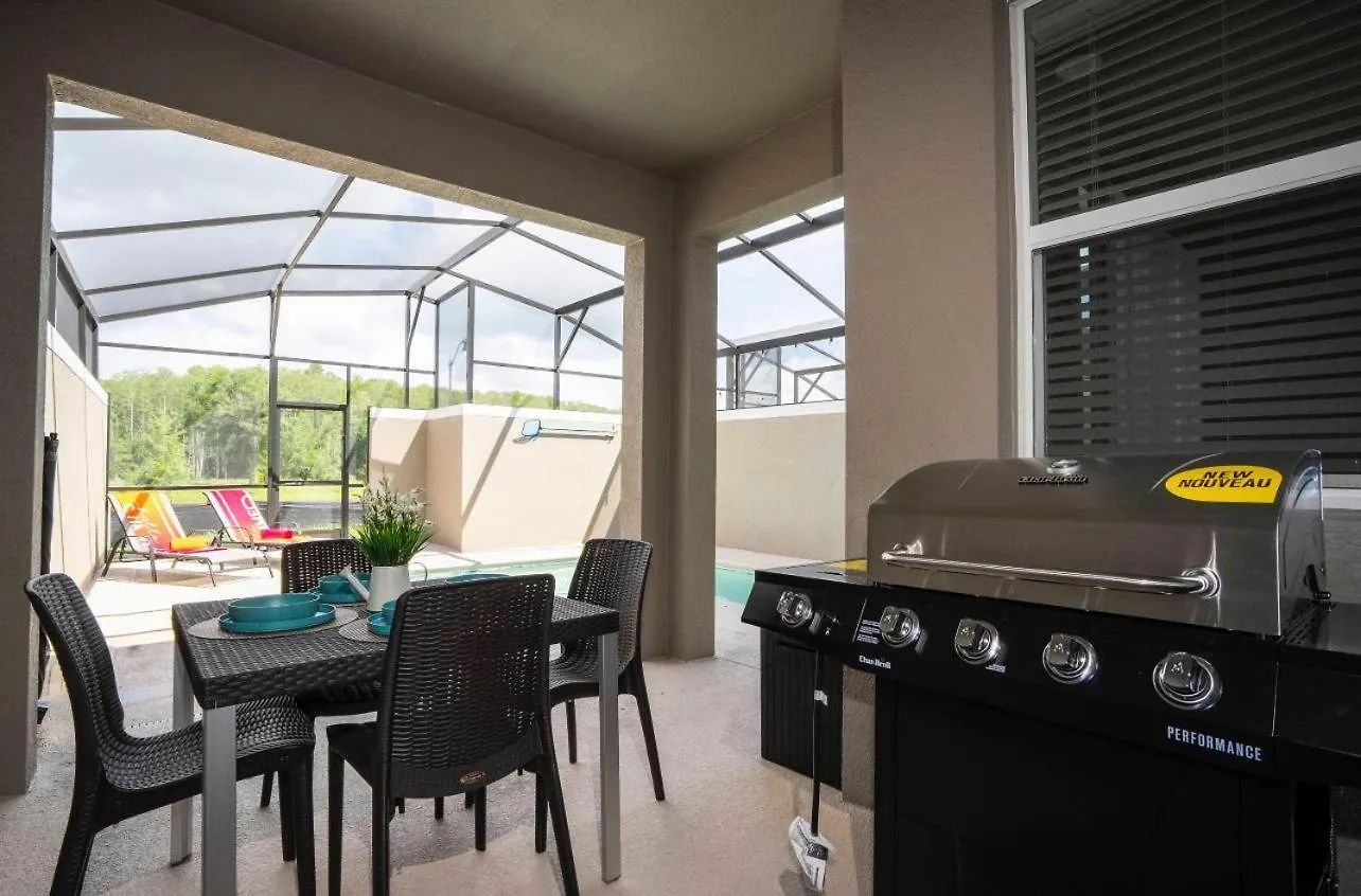 Storey Resort, Private Pool, Near Famous Attractions!! Kissimmee
