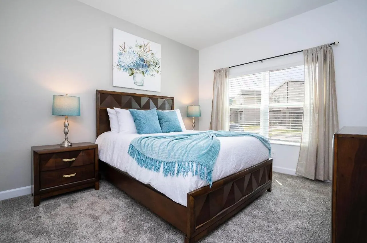Storey Resort, Private Pool, Near Famous Attractions!! Holiday home Kissimmee