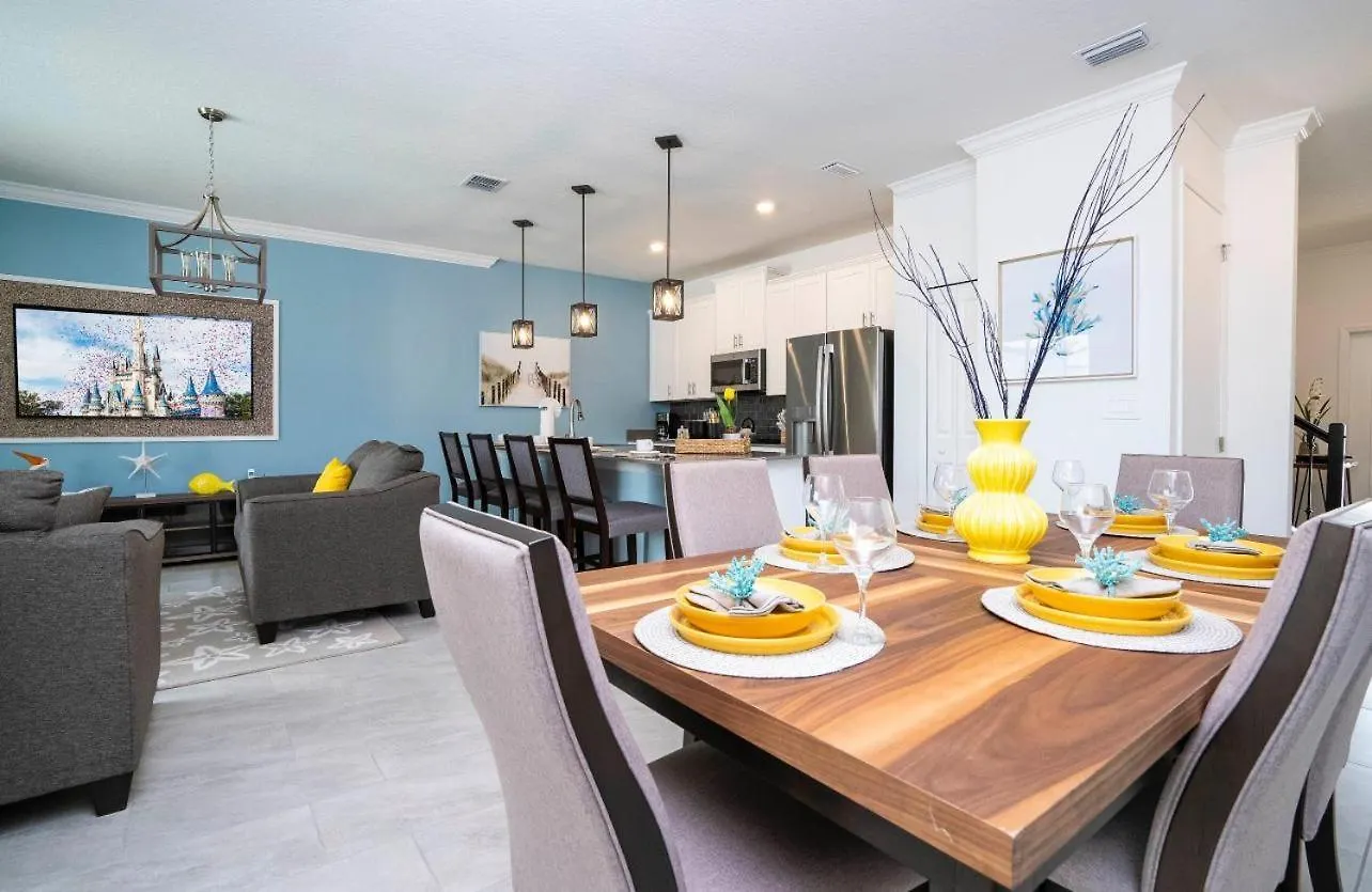 Holiday home Storey Resort, Private Pool, Near Famous Attractions!! *