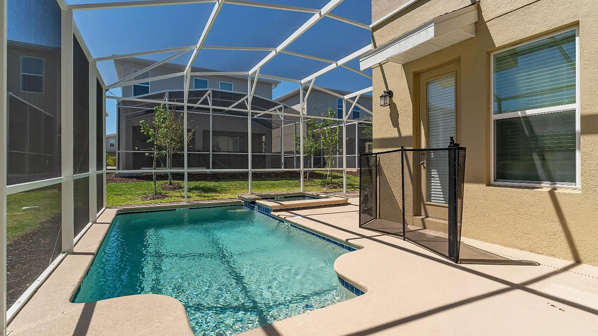 New 4bd Sleeps 13 With Pool And Bbq *