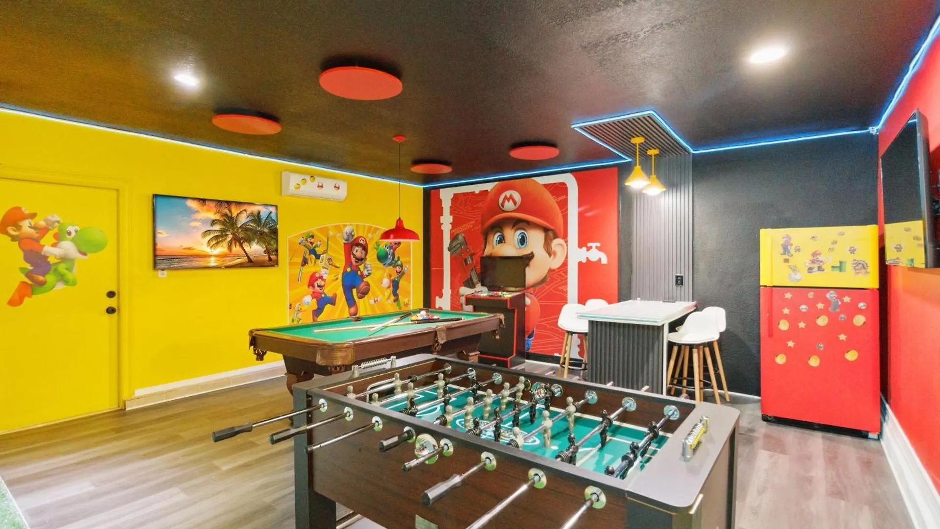 Fascinating Private Pool And Game-room, Near Disney!! Holiday home