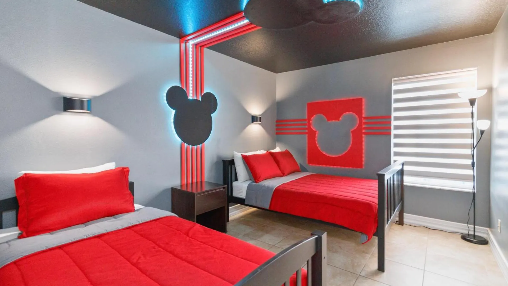 Fascinating Private Pool And Game-room, Near Disney!!