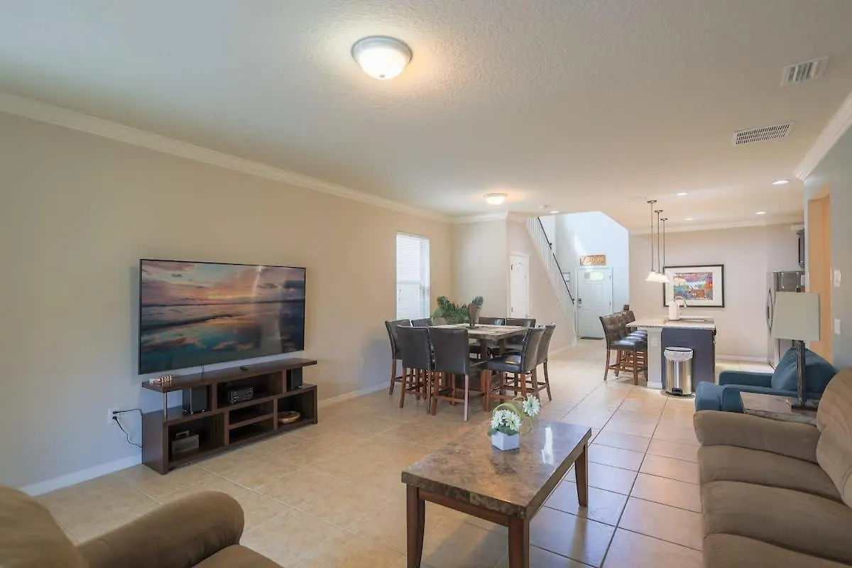 Newly Completed Avatar 6 Bedroom Getaway 別荘 キシミー