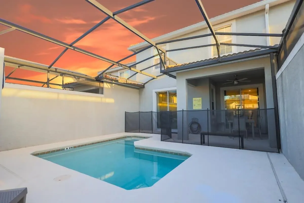 Magical Townhome Private Pool In Storey Kissimmee