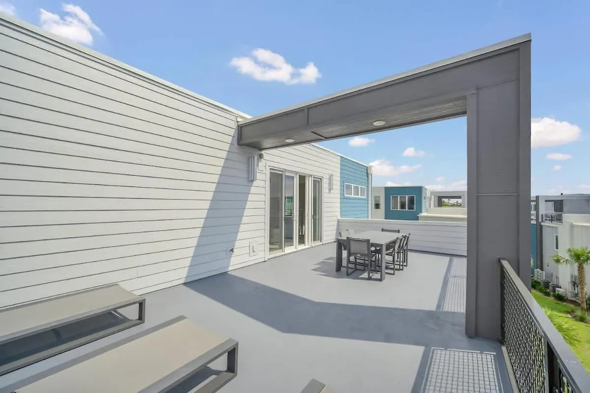 New Modern Oasis Near