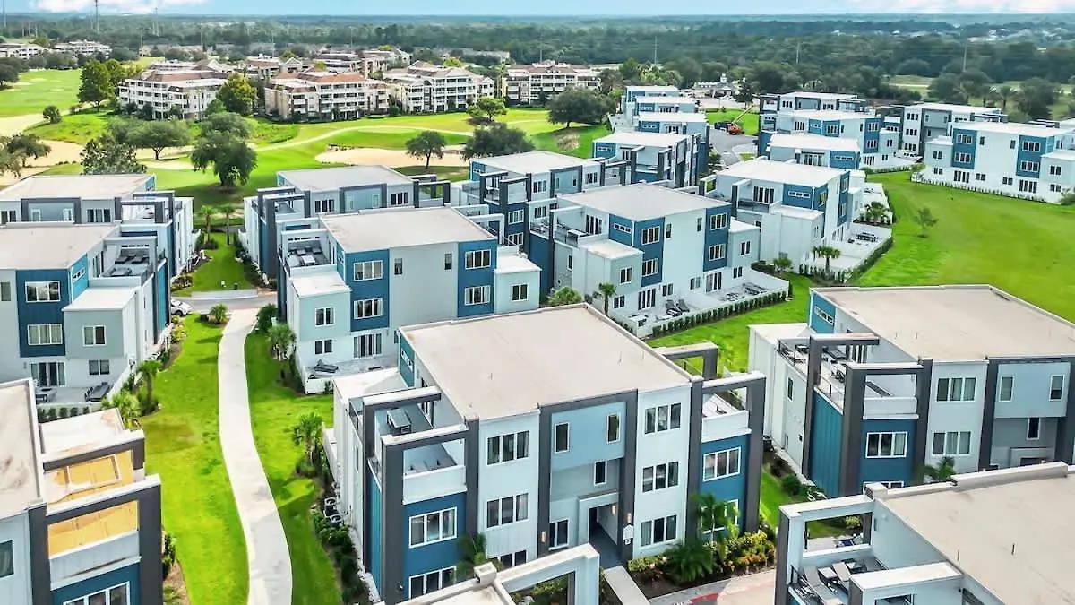 New Modern Oasis Near Holiday home *