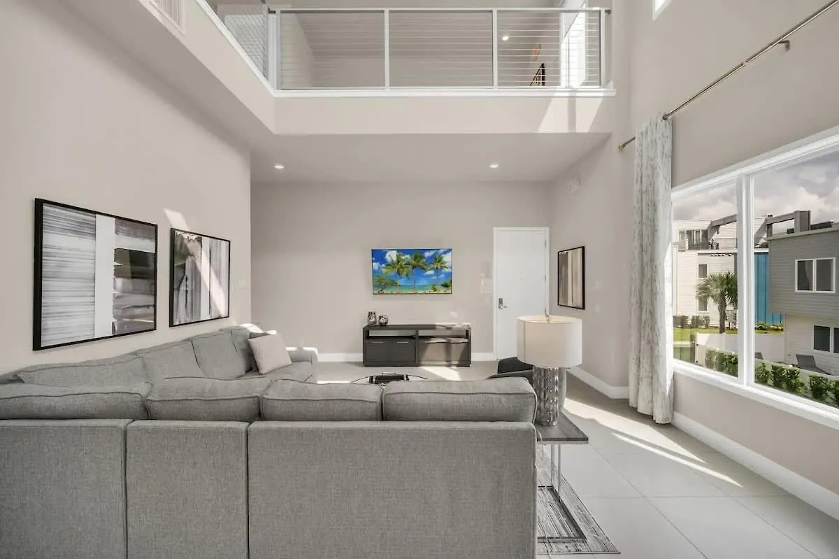 New Modern Oasis Near *