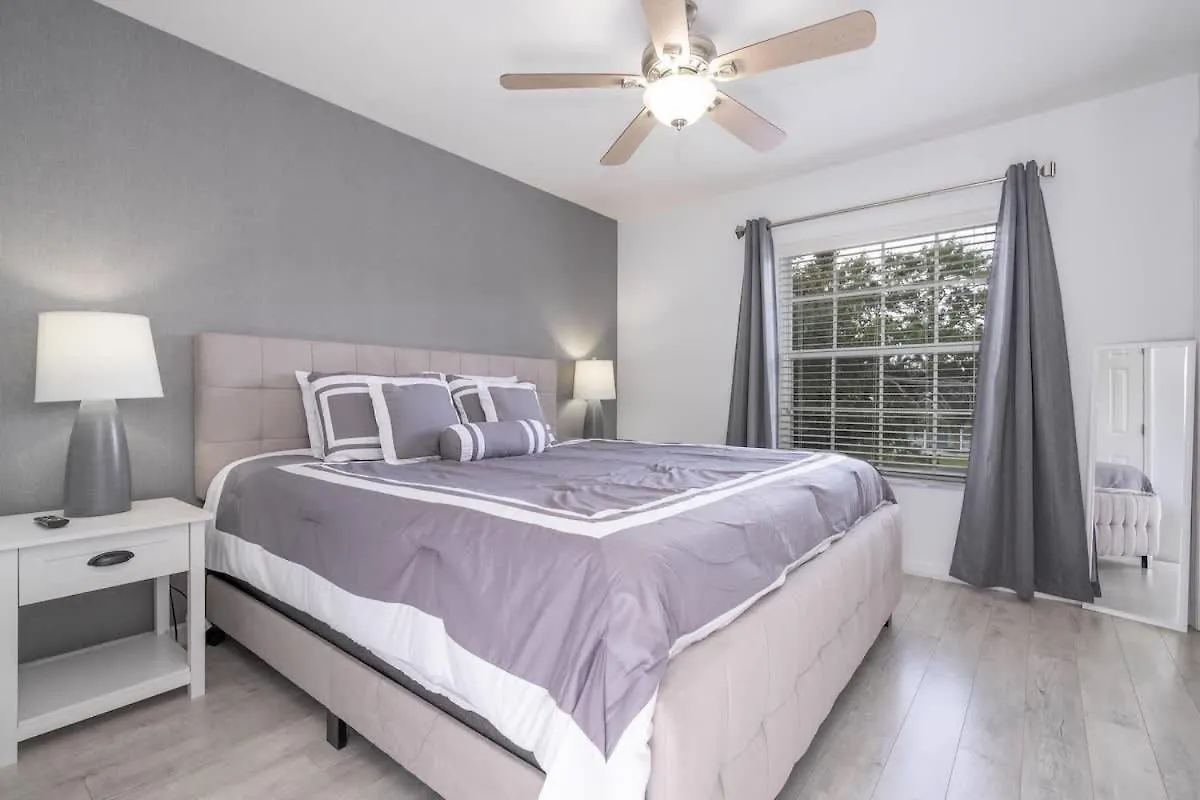 Beautiful Townhouse In Bella Vida *