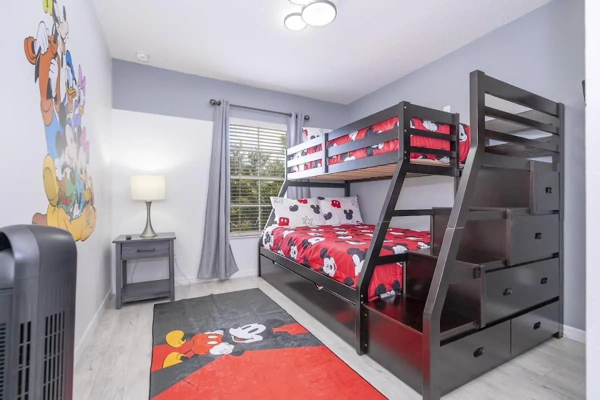 Beautiful Townhouse In Bella Vida