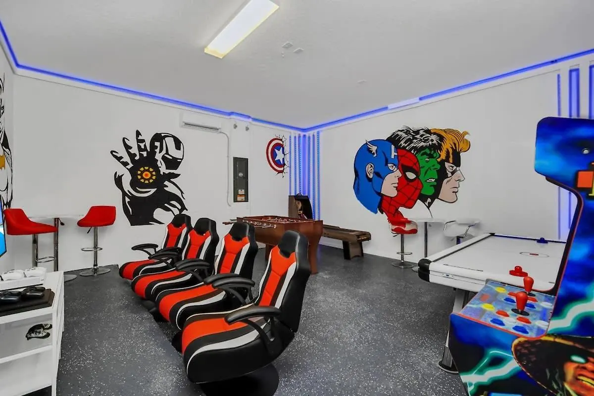 Epic 12 Bedroom With Private Pool *