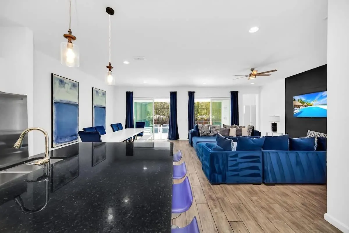 Epic 12 Bedroom With Private Pool Holiday home *