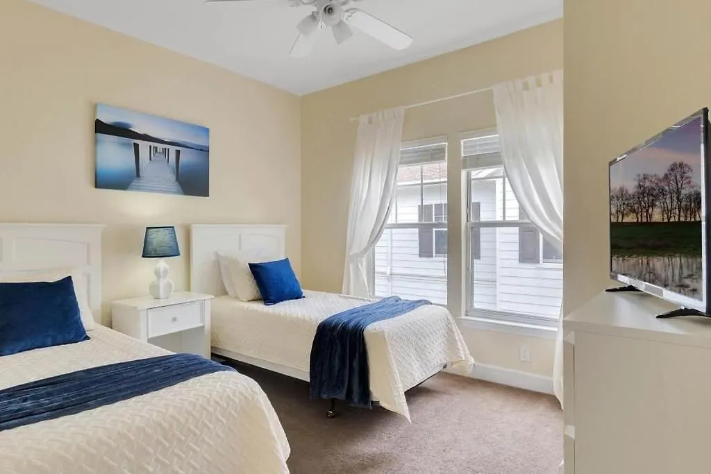 Luxurious 4bd/3ba Near W/ Clubhouse Kissimmee