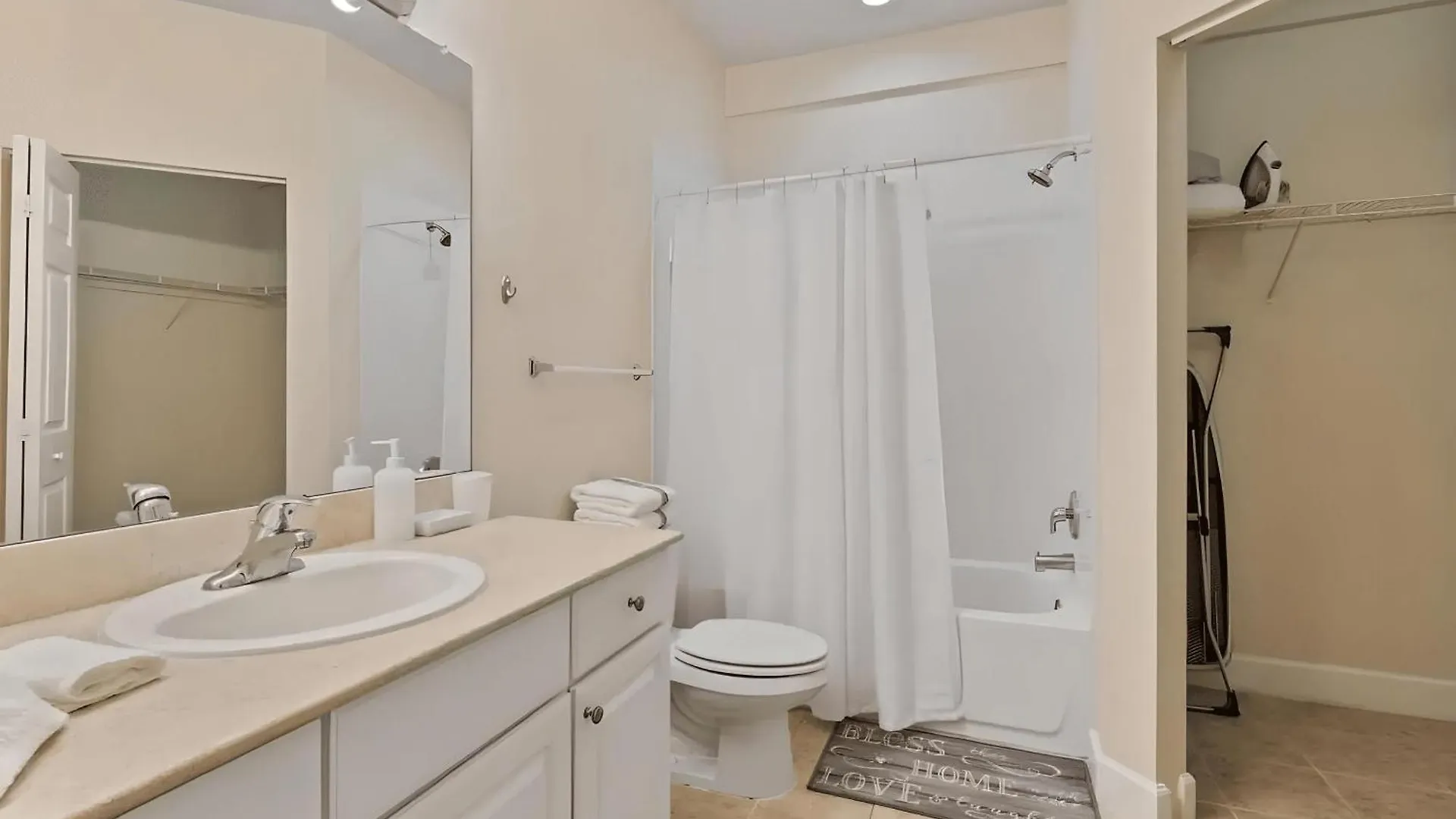 Charming 4-bedroom Near W/ Clubhouse * Kissimmee