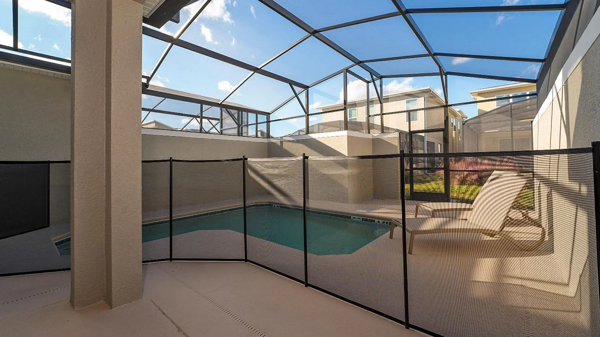 New 4bd With Pool And Bbq Holiday home