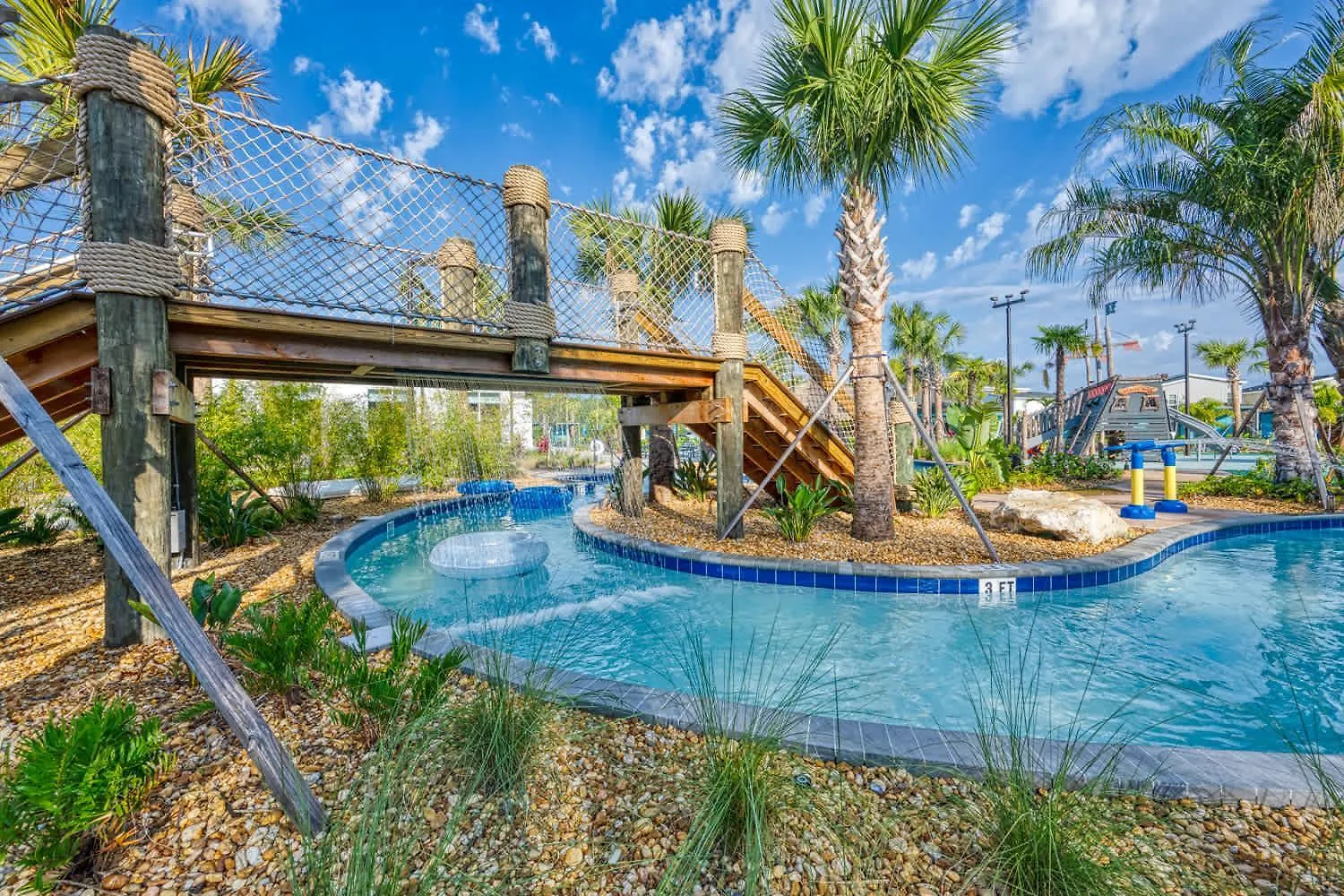 Stunning At Storey Close To Kissimmee