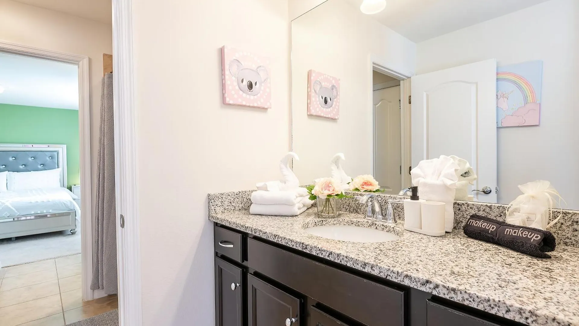 Discover Magic And Elegance At Marie! Holiday home