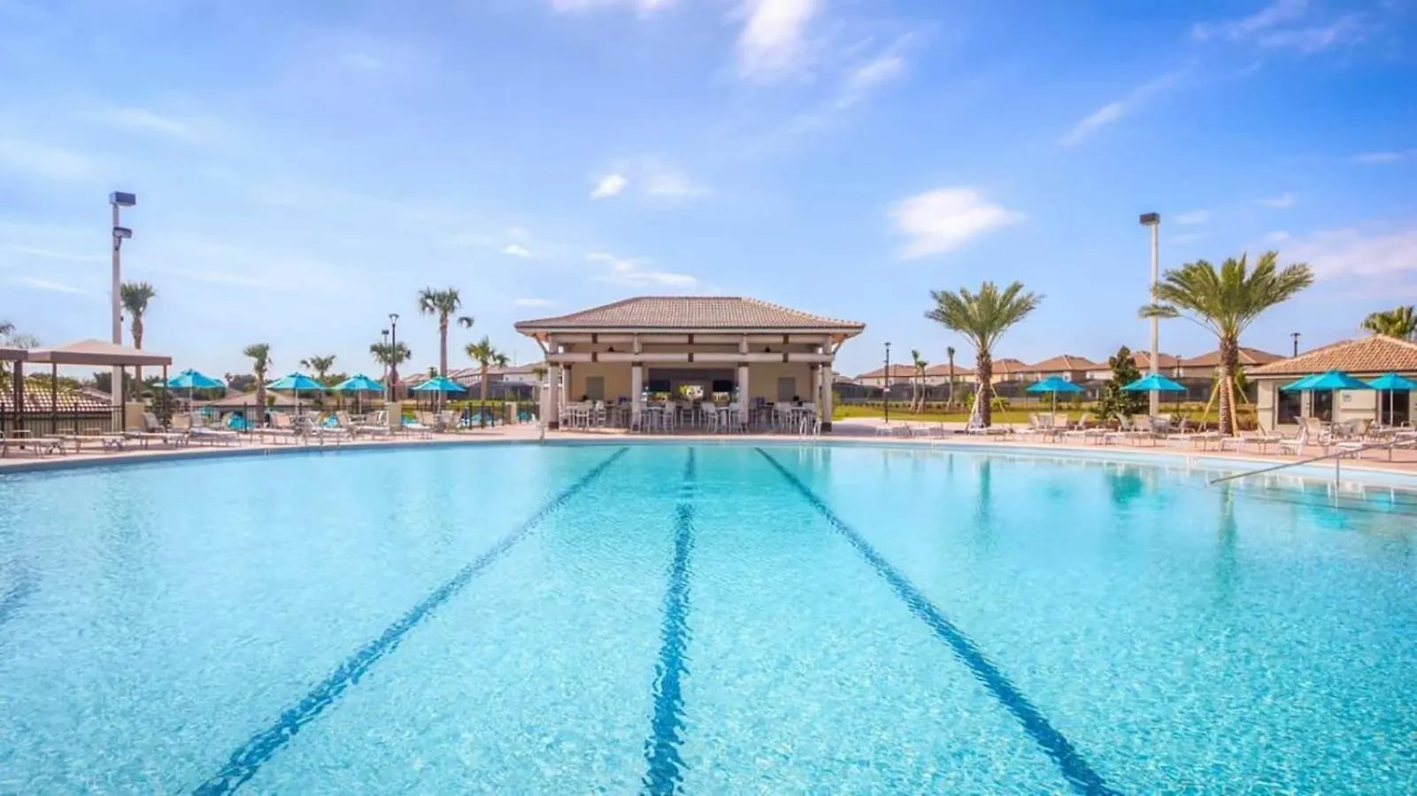 Upstay - New Build At Championsgate With & Pool Holiday home
