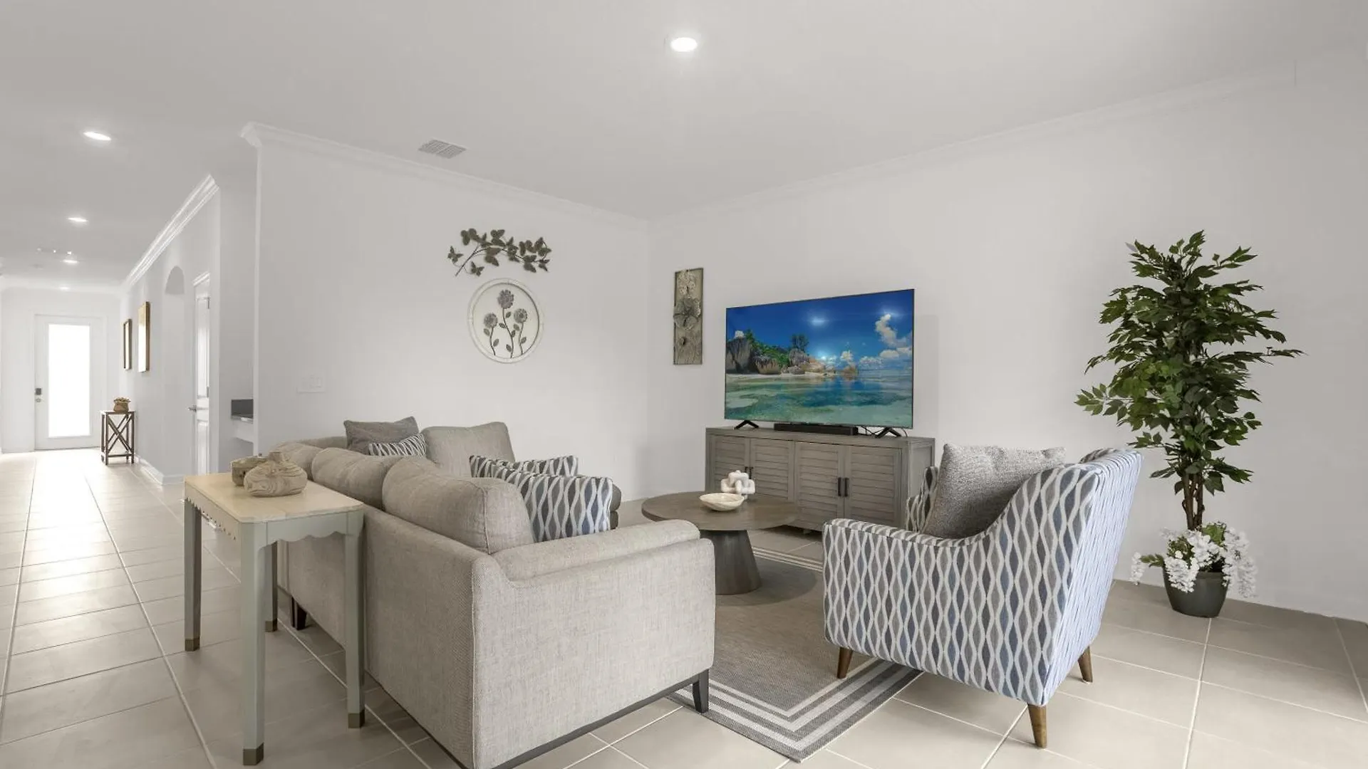 Upstay - New Build At Championsgate With & Pool Holiday home *