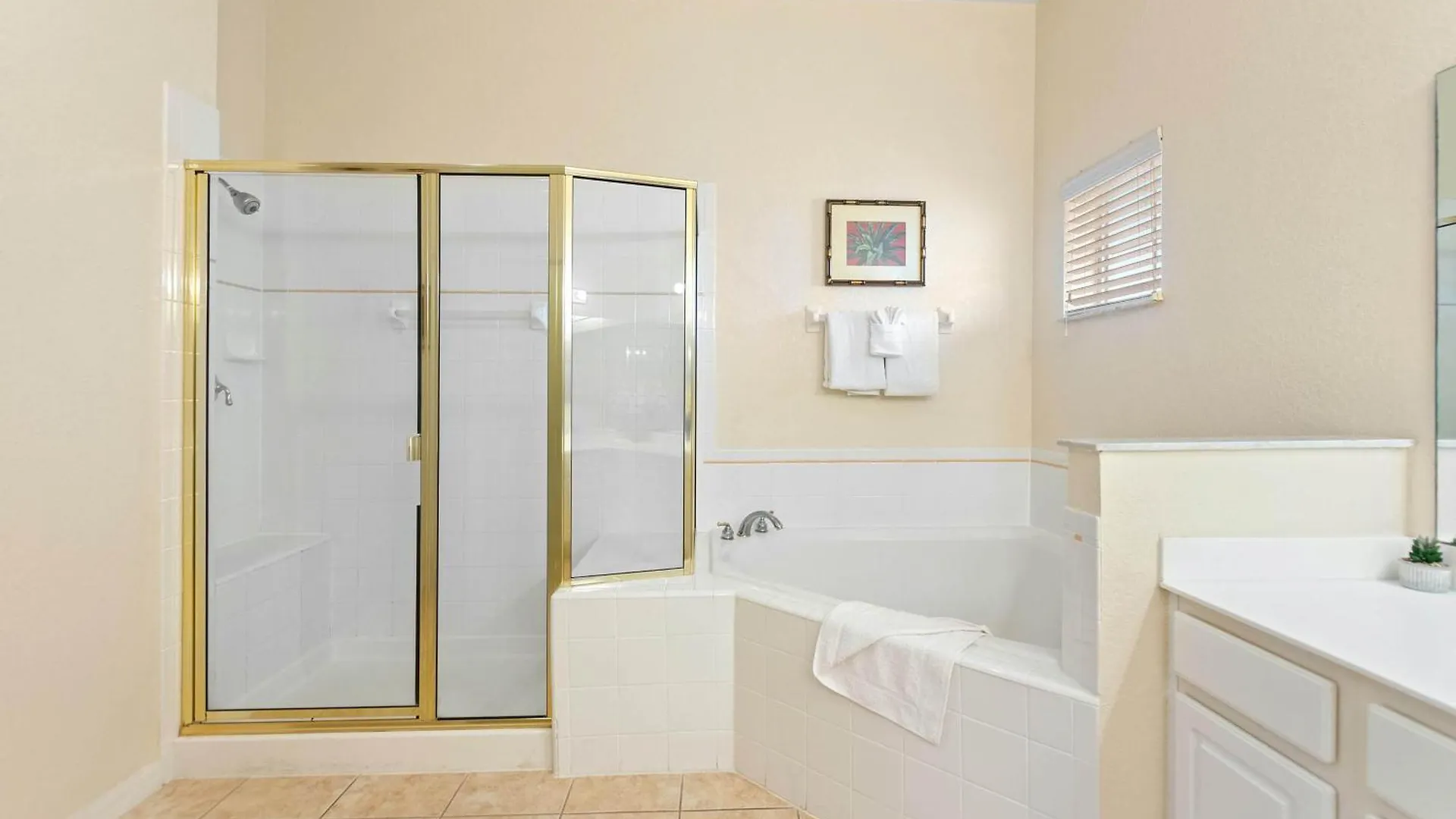 Bahama Bay 21013 Apartment *