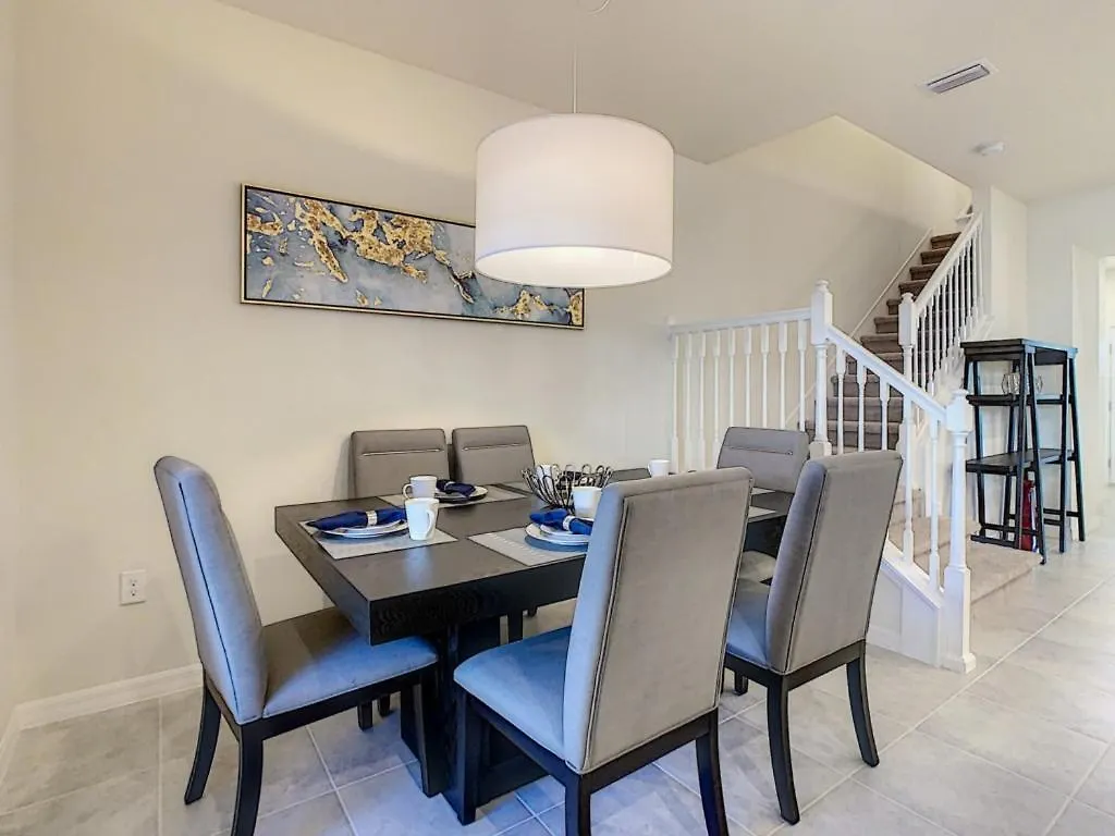 New Lovely Townhouse 5 Beds Private Pool Cub Free Kissimmee