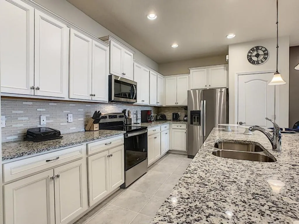New Lovely Townhouse 5 Beds Private Pool Cub Free Holiday home Kissimmee