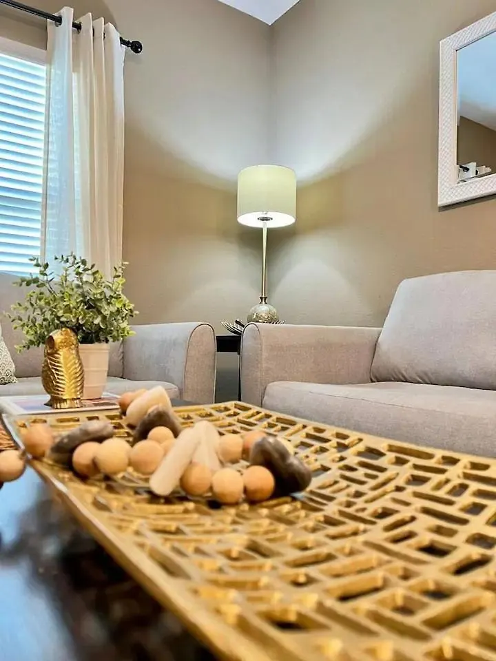 Holiday home Beautiful Townhouse Next To Parks 04