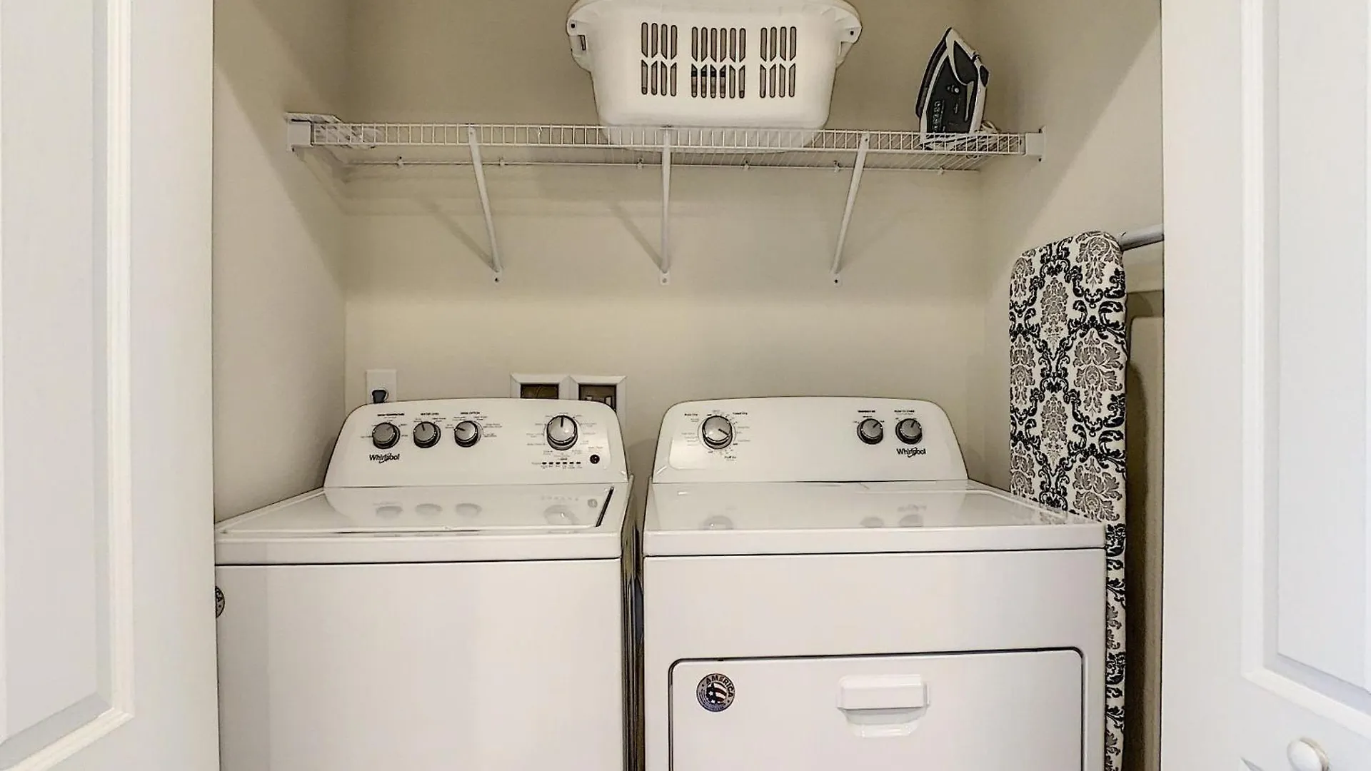 New Lovely Townhouse 5 Beds Private Pool Cub Free *