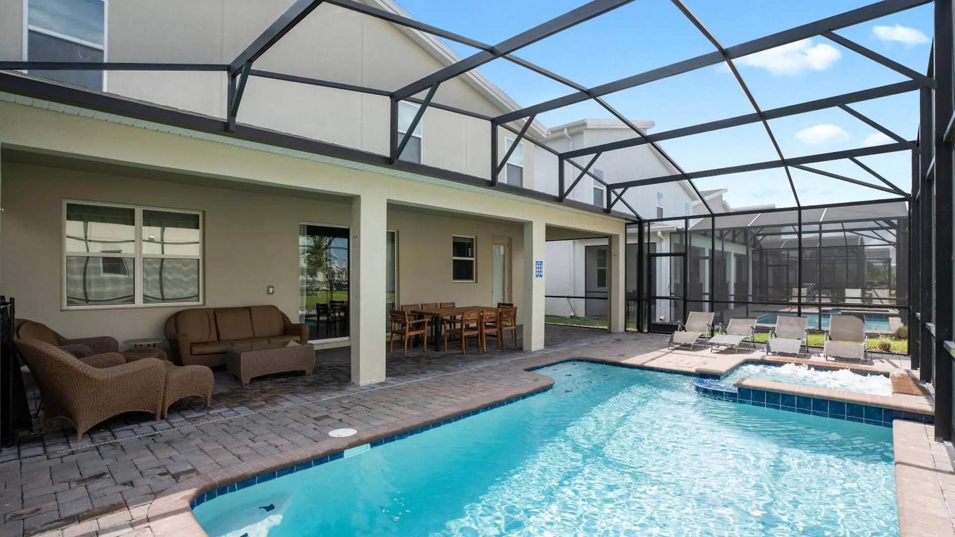 New 8 Bedrooms And 5 Bathrooms At Storey Holiday home *