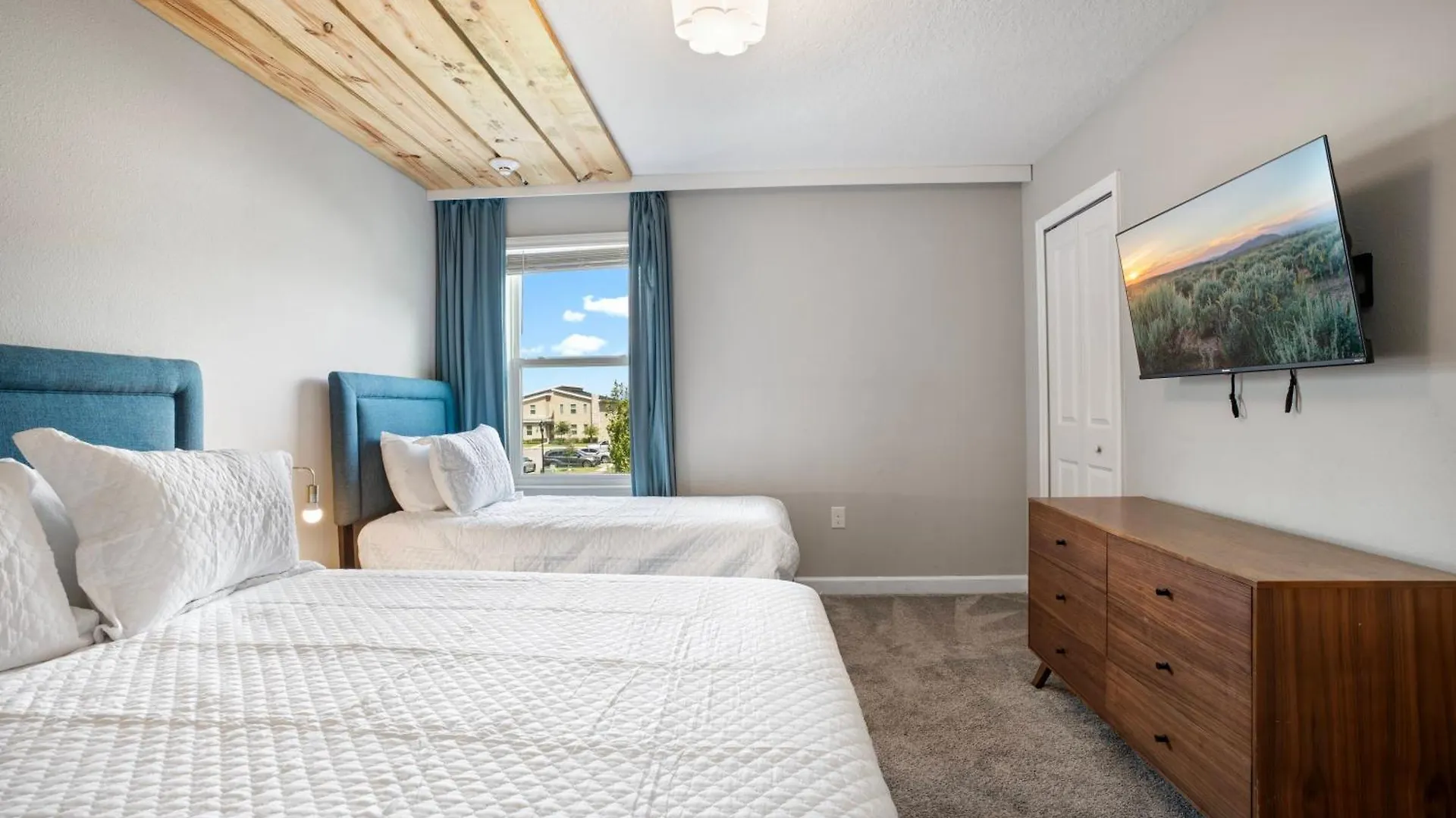 Holiday home New 8 Bedrooms And 5 Bathrooms At Storey Kissimmee