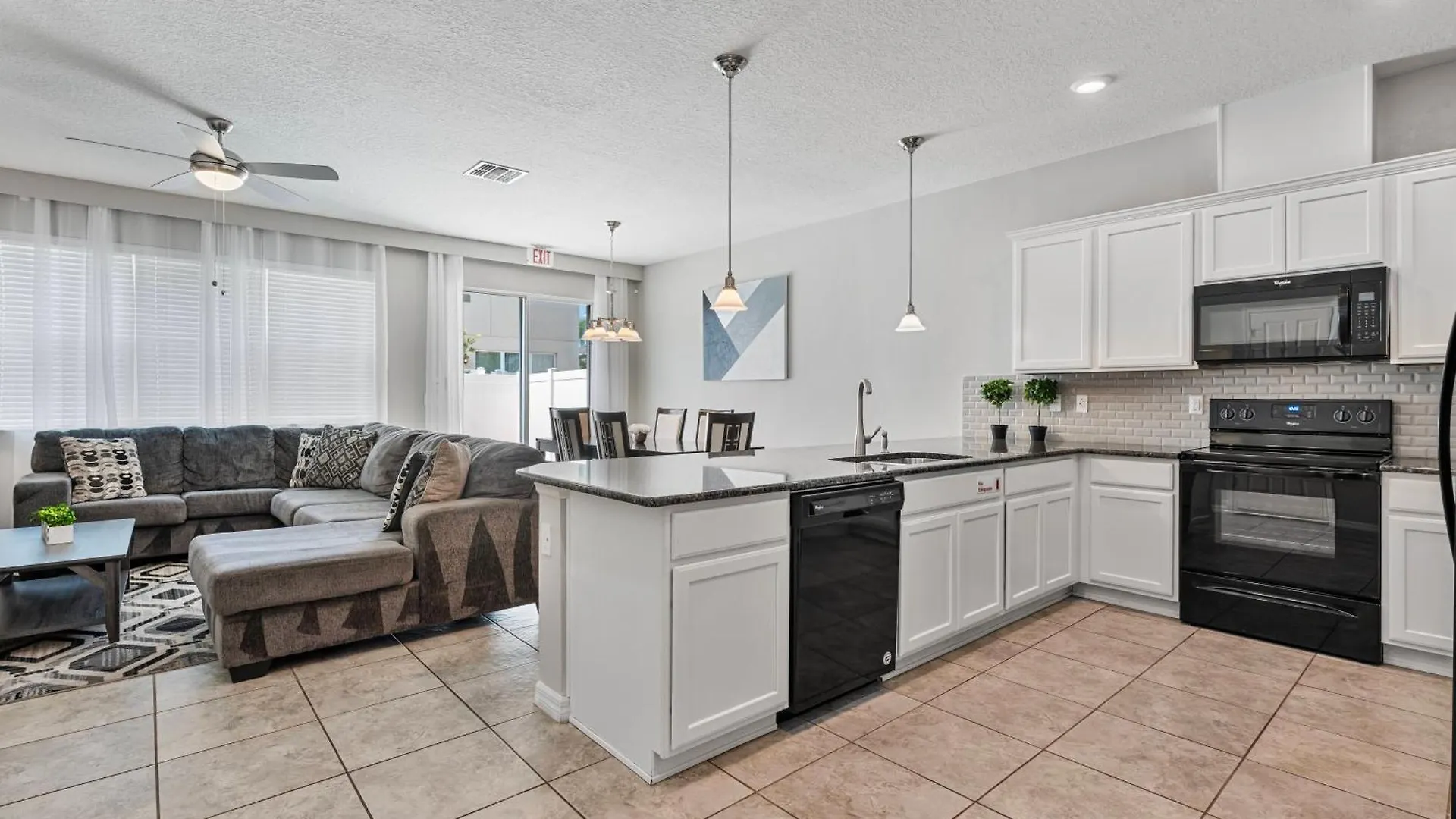 Cozy 4 Bedrooms35 Bath- 8 Miles From * Kissimmee