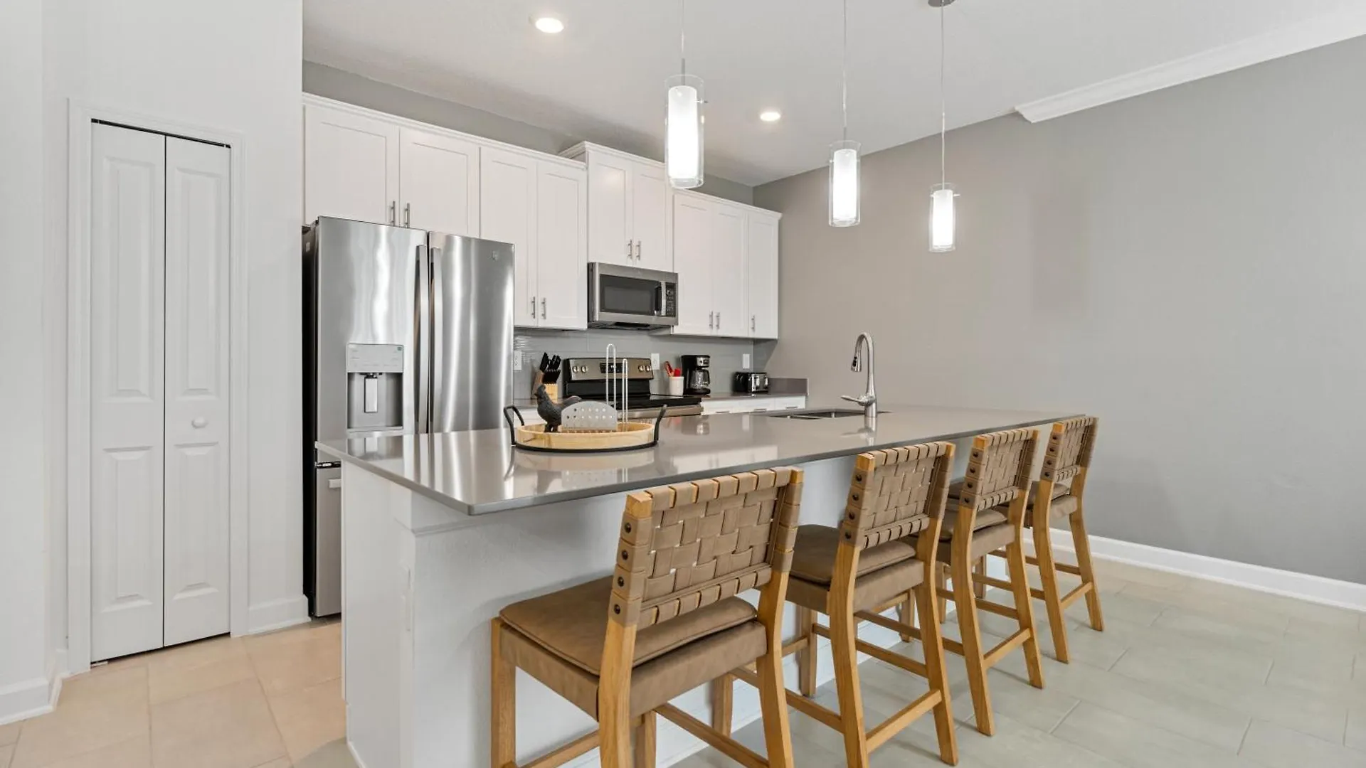 New 4 Bedrooms 3 Bathrooms At Storey * Kissimmee