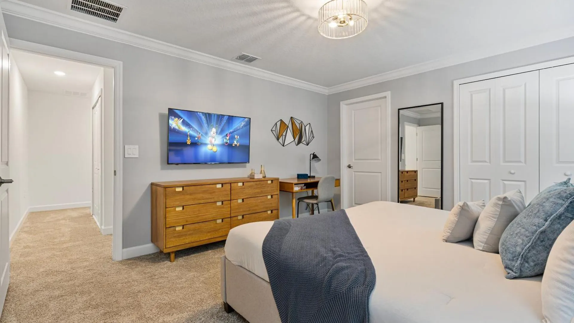 New 4 Bedrooms 3 Bathrooms At Storey Holiday home