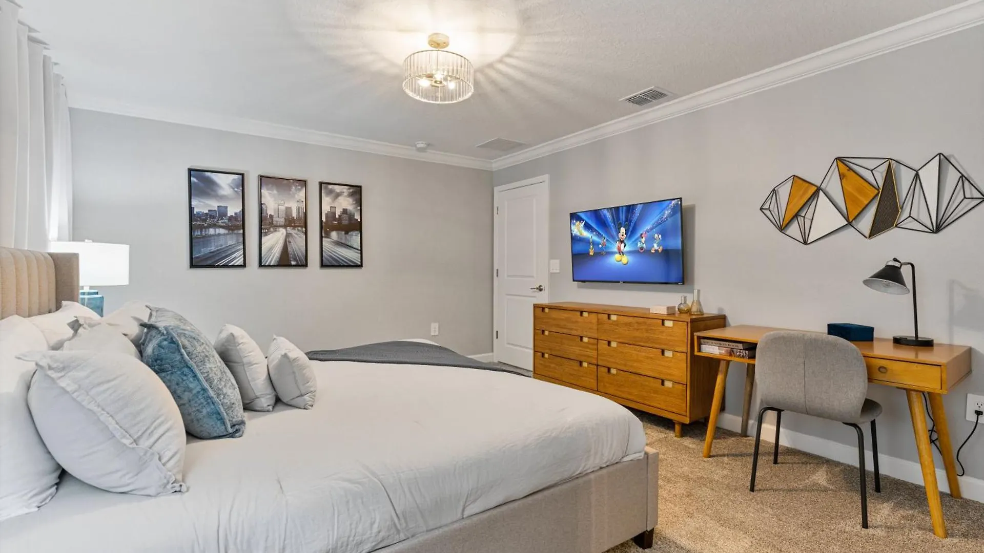 New 4 Bedrooms 3 Bathrooms At Storey