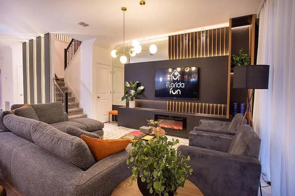 New 8 Bedrooms And 5 Bathrooms At Storey *