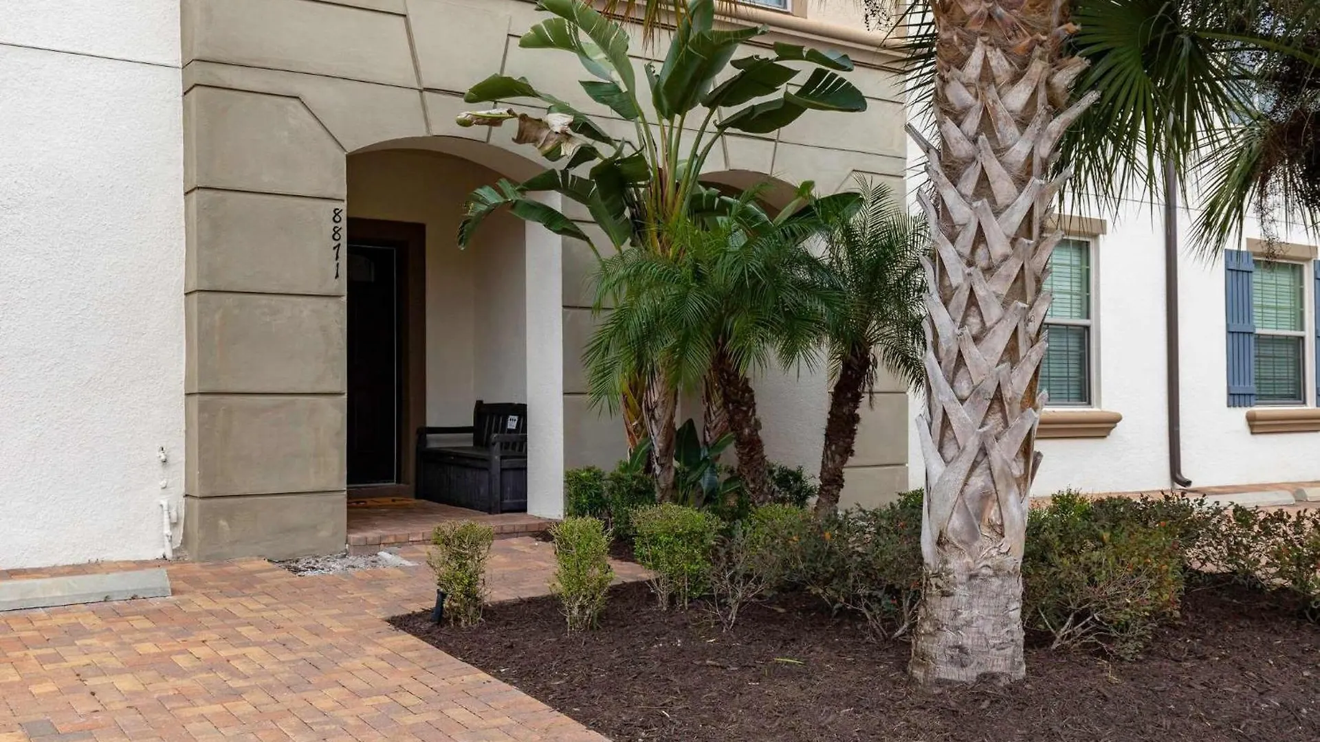 Holiday home Fabulous Townhouse Near To