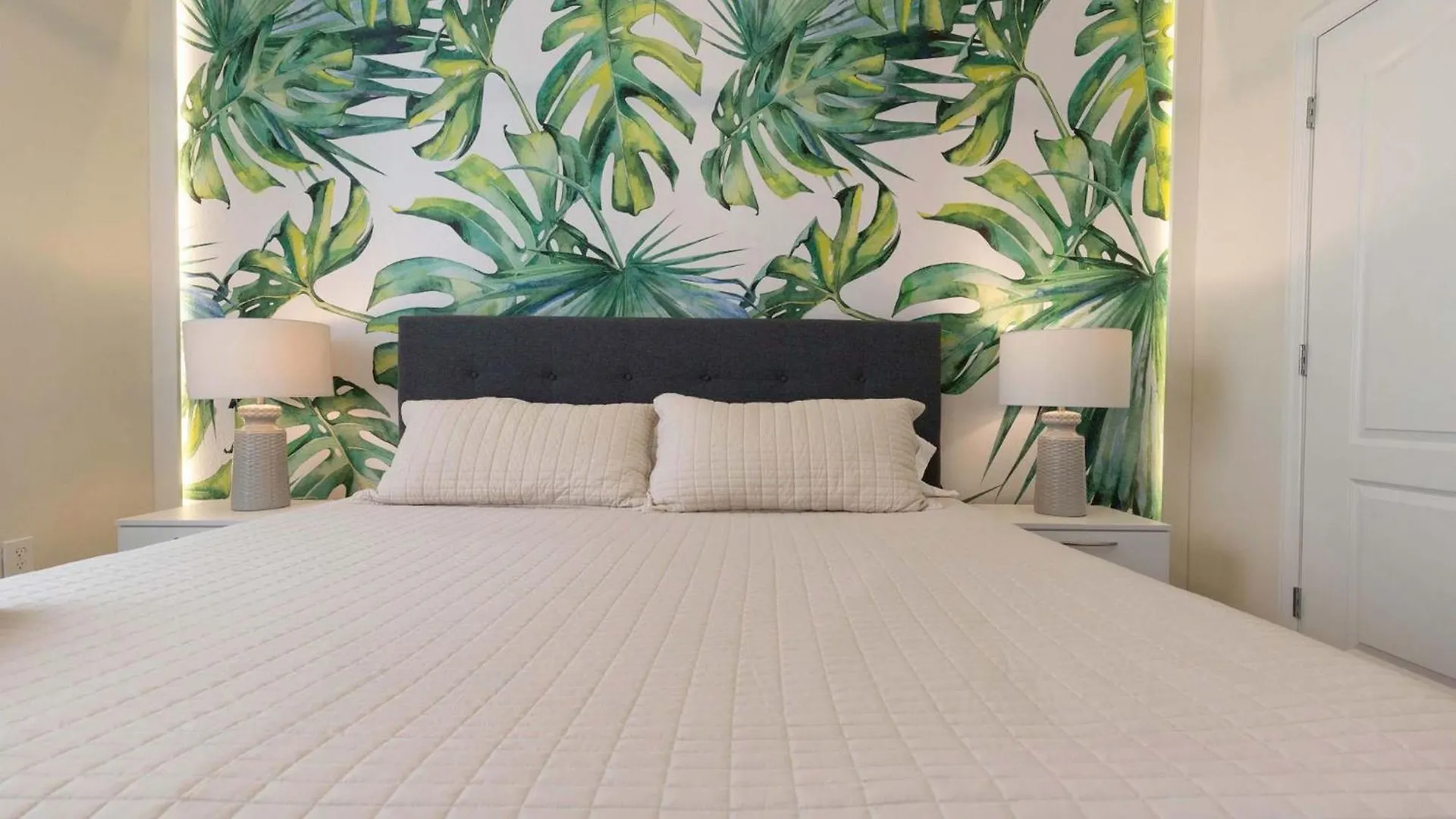 Holiday home Fabulous Townhouse Near To *