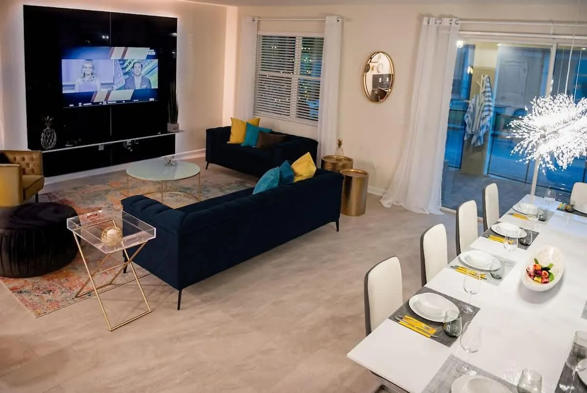 Luxury & Fun 9br Near