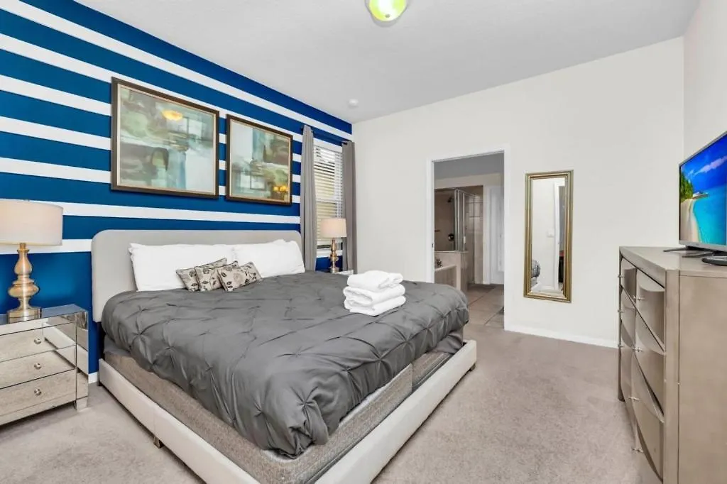 Villa 7 Bed Luxury With Great Amenities! Kissimmee