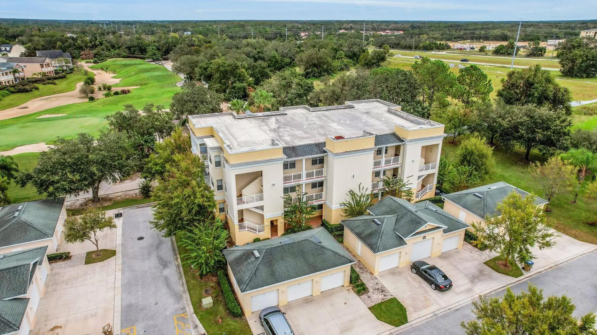 Reunion Retreat: Spacious Near Parks Apartment *