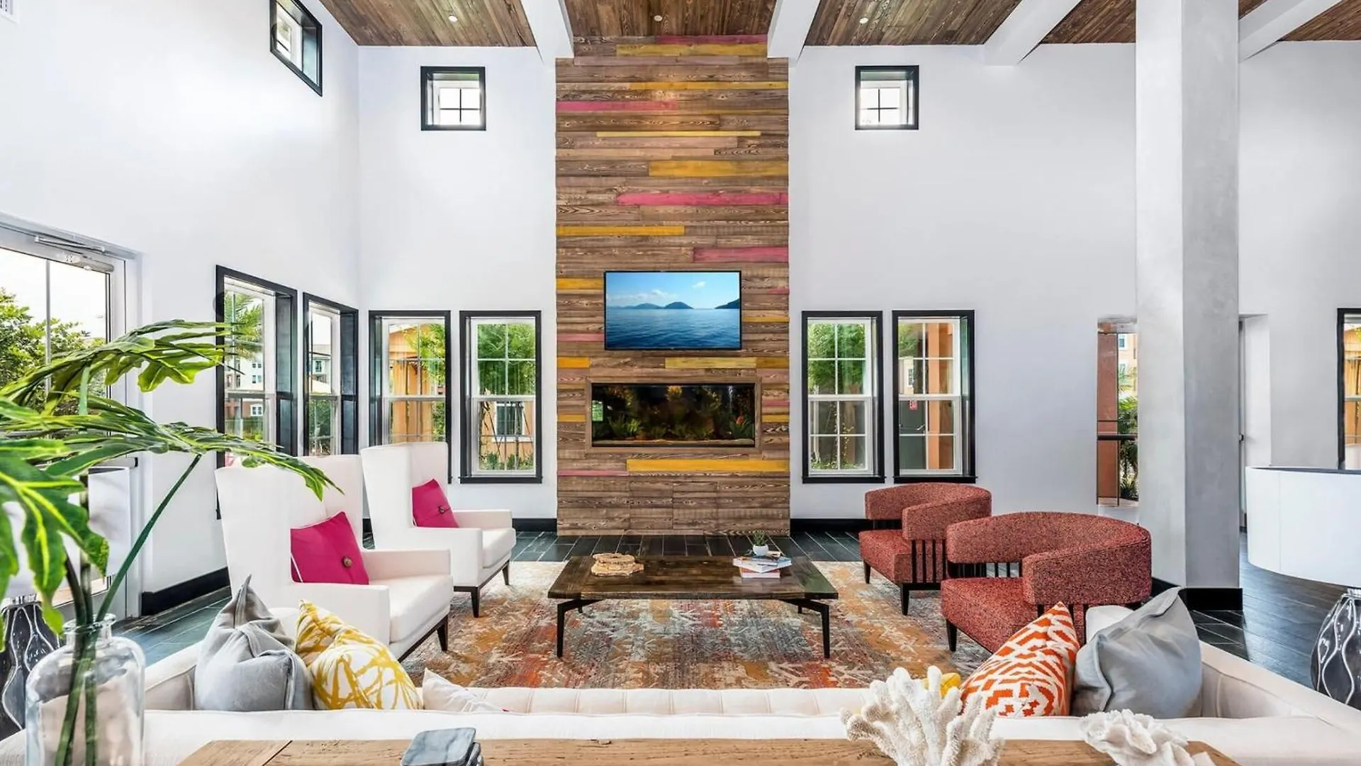 Entire Apartment, Pet-friendly King Bed, 15 Min To & Resort-style Amenities *