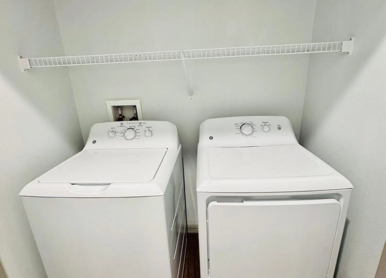 Entire Apartment, Pet-friendly King Bed, 15 Min To & Resort-style Amenities *