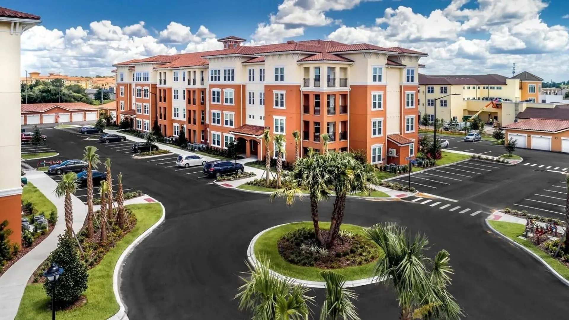 Entire With Relaxing King Bed, Pets Welcome, 15 Min To Parks, Resort-style Amenities * Kissimmee