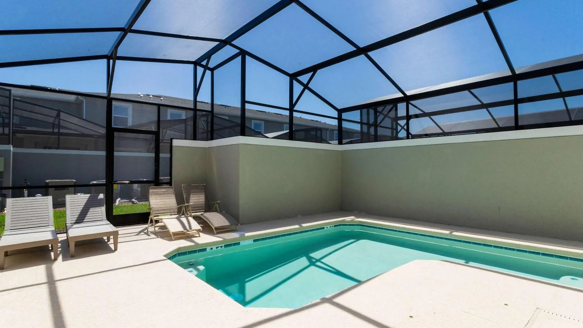 Storey 363 Holiday home