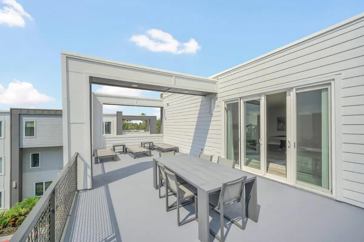 New Modern Oasis Near