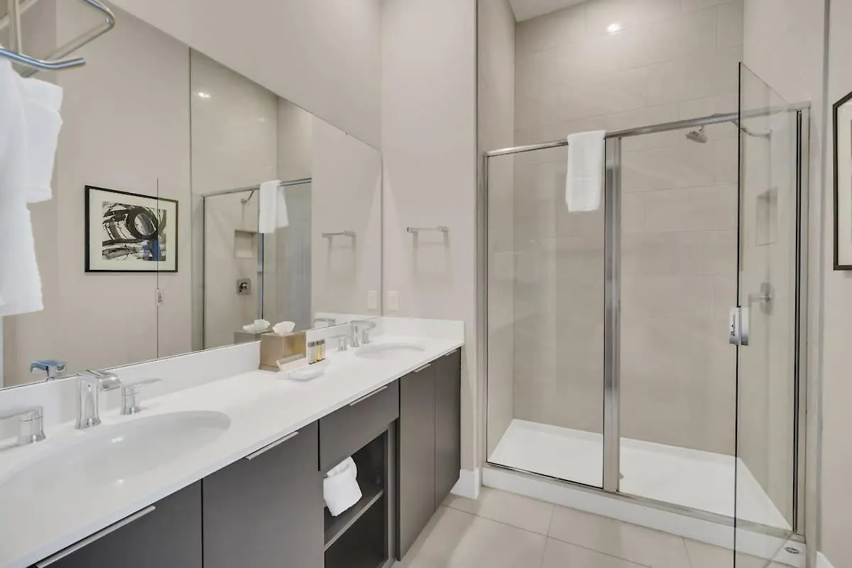New Modern Oasis Near Holiday home Kissimmee