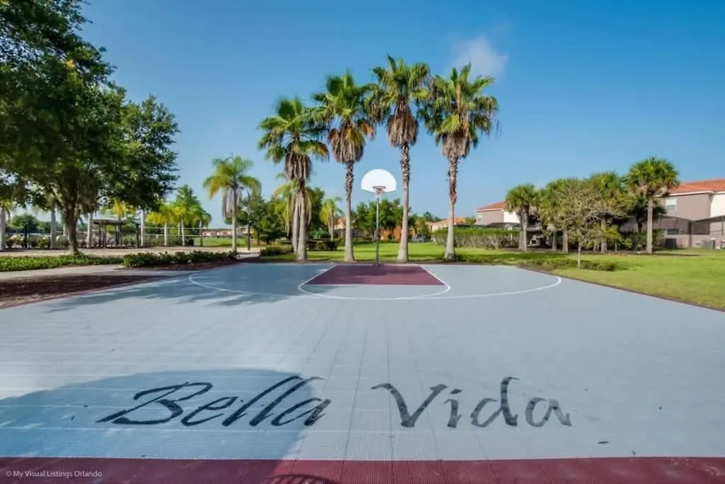 Villa 6 Bedroom Vacation Haven At Bella Vida *